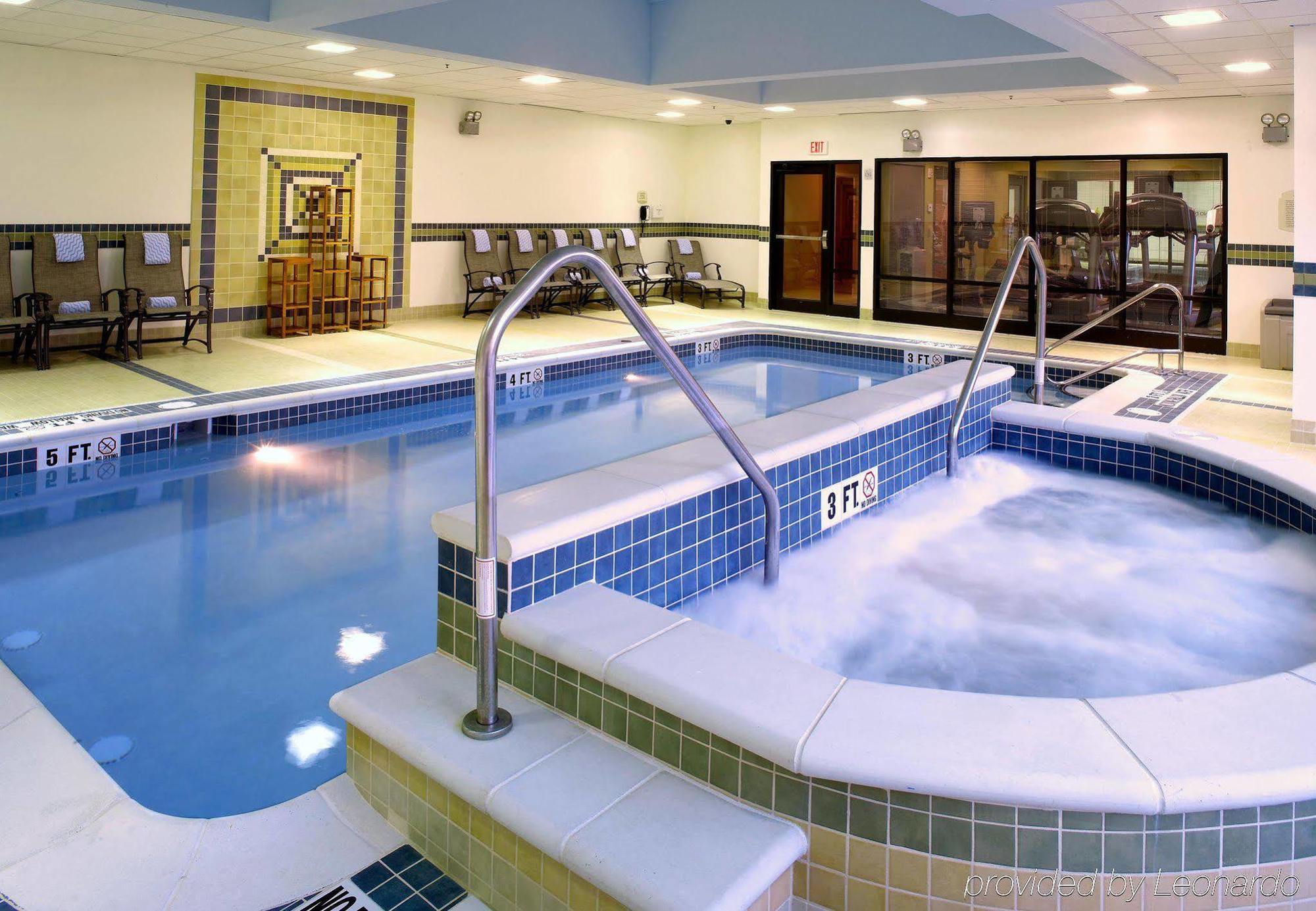 Fairfield Inn & Suites Pittsburgh Neville Island Robinson Township  Ngoại thất bức ảnh